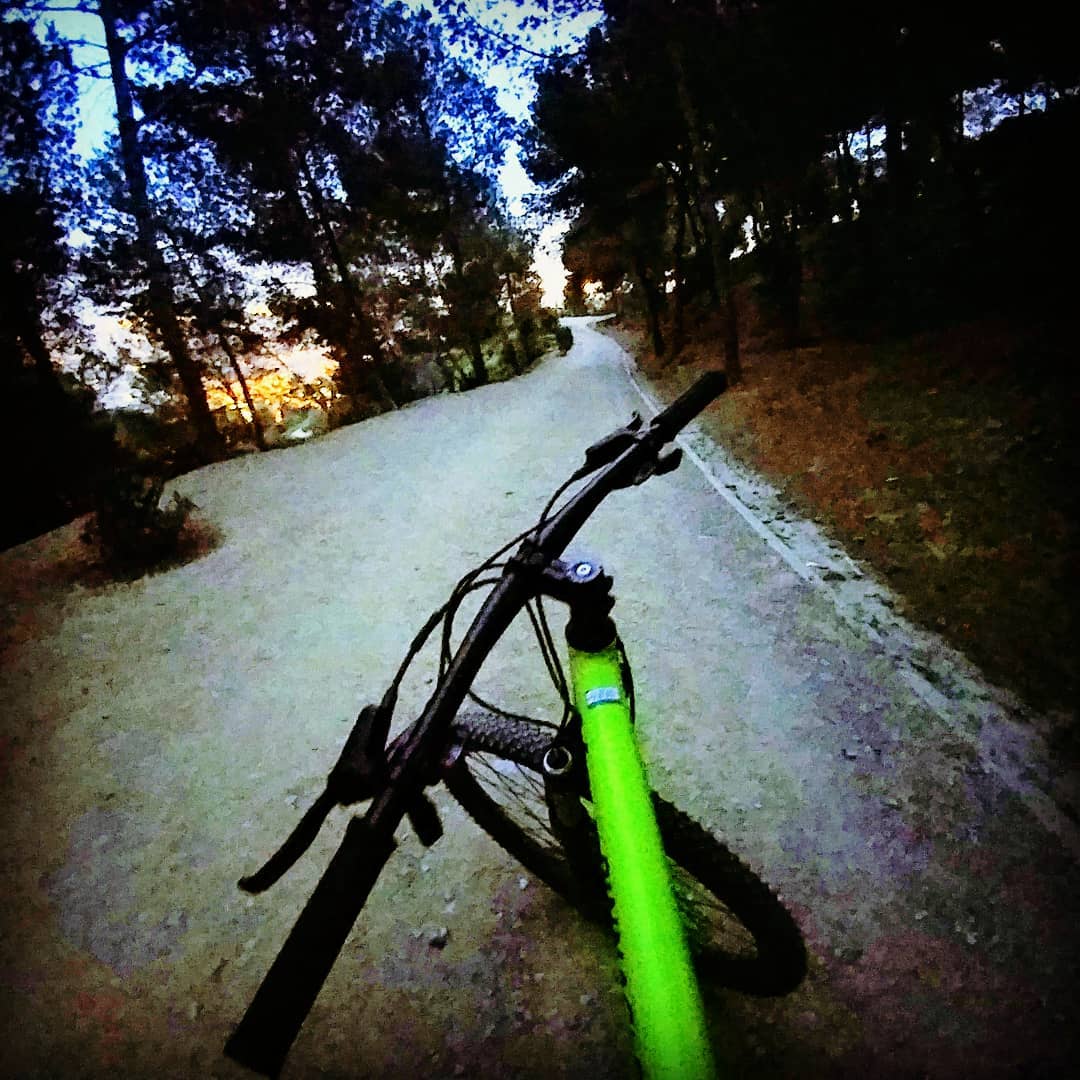 #bikelife #bike #mountainbike #cycling #cyclinglife #cyclemore #cyclist #bikestagram #exploringbarcelona #barcelona #escapethecity