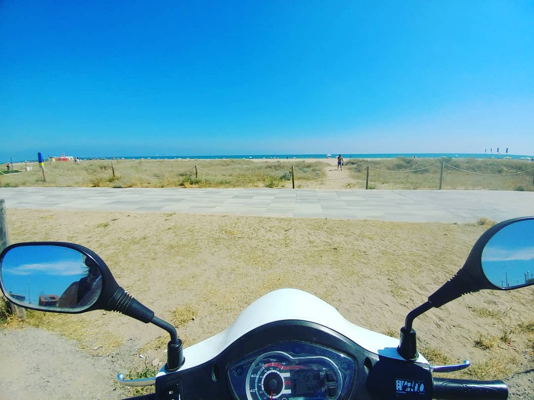 #beachlife #beach #castelldefels #barcelona #blueskies #sun #exploringbarcelona #sand and sunburn... 🌞